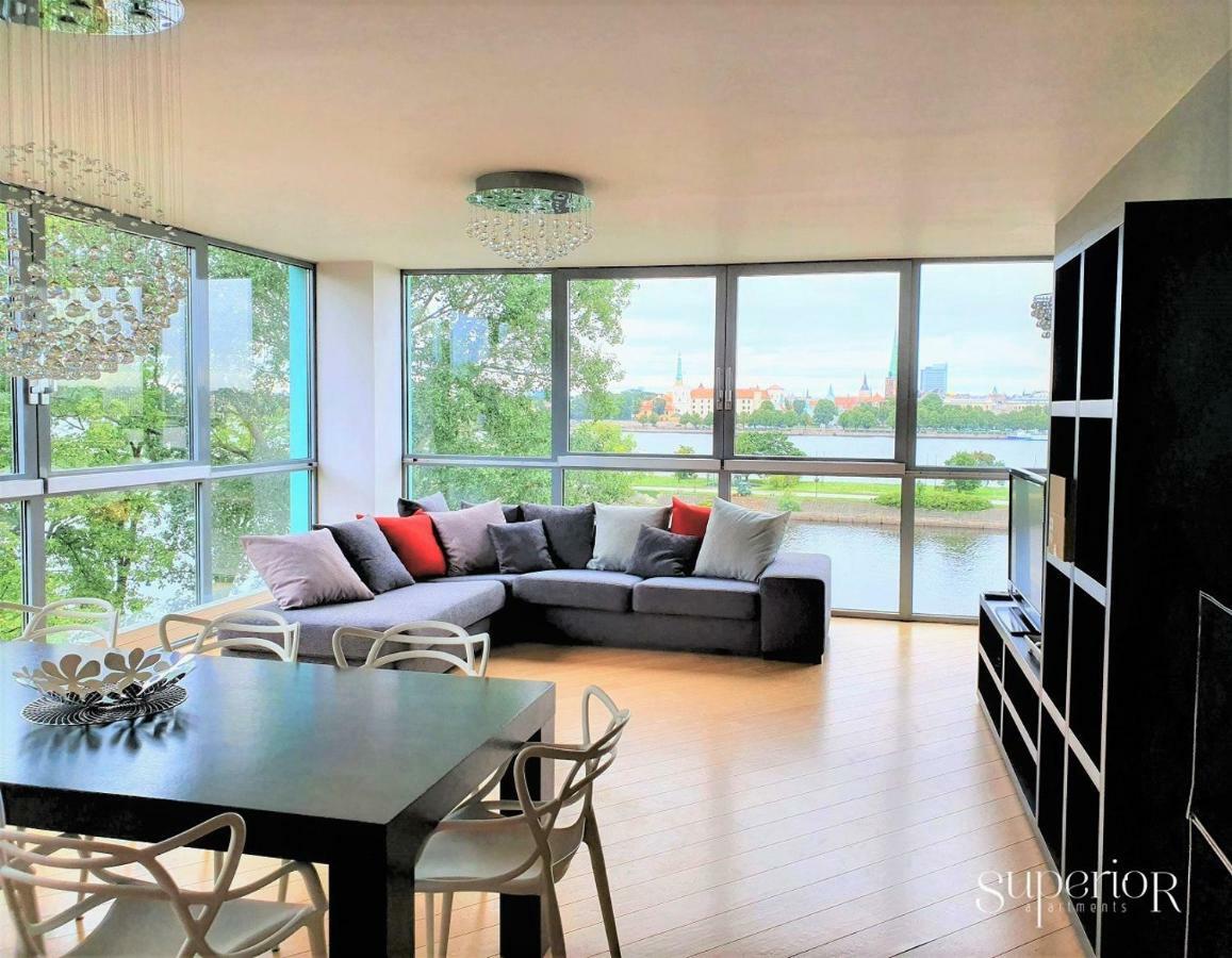 Winwinstay Superior Apartment By River Daugava Riga Exteriör bild