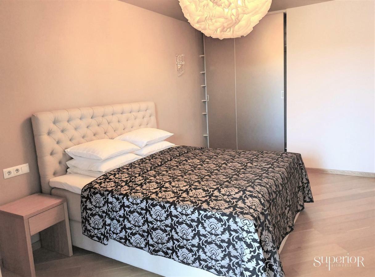 Winwinstay Superior Apartment By River Daugava Riga Exteriör bild