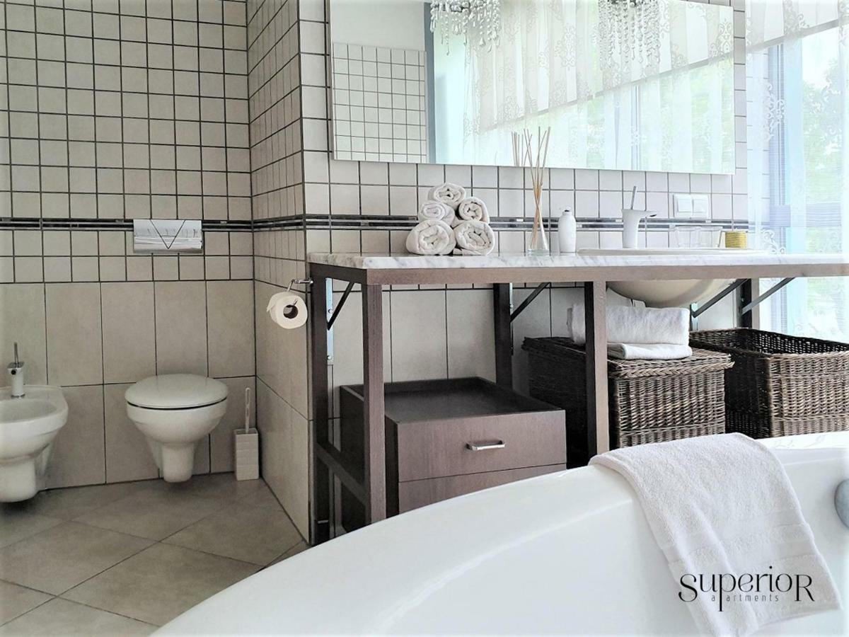 Winwinstay Superior Apartment By River Daugava Riga Exteriör bild