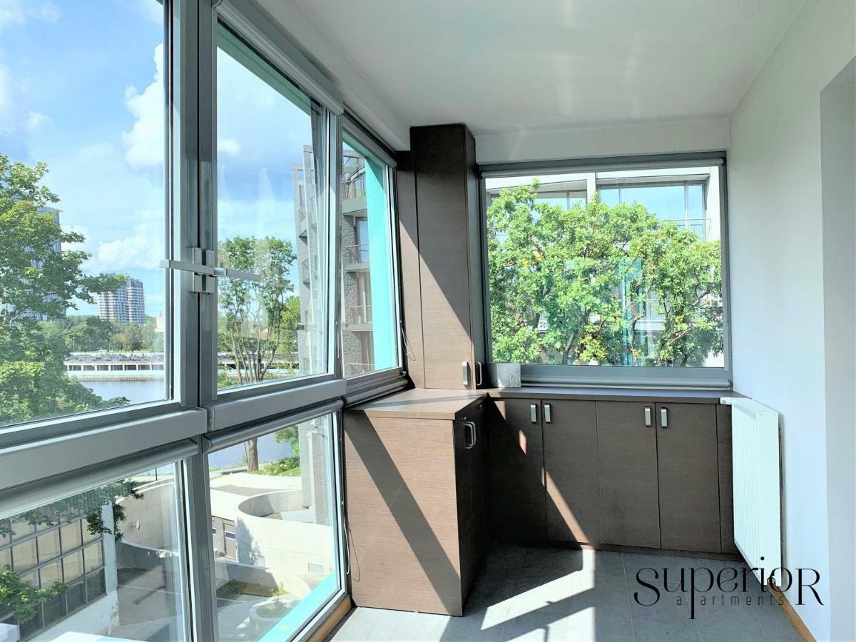 Winwinstay Superior Apartment By River Daugava Riga Exteriör bild