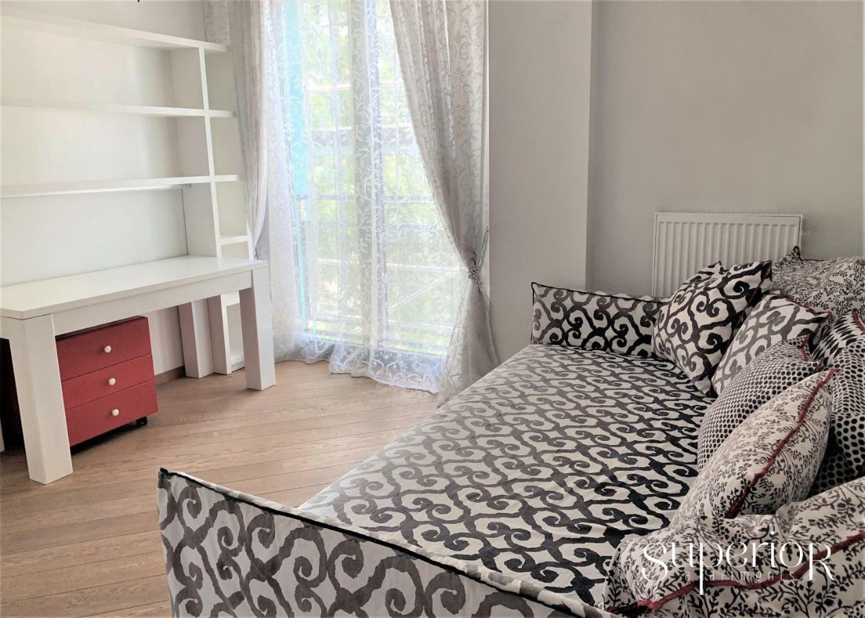 Winwinstay Superior Apartment By River Daugava Riga Exteriör bild